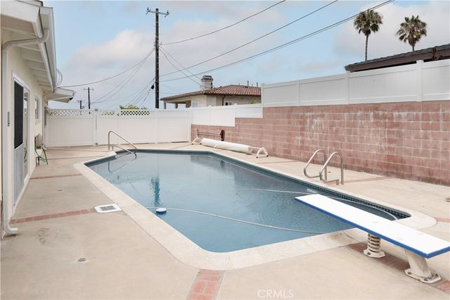3407 Bowfin Avenue, San Pedro, CA 90732