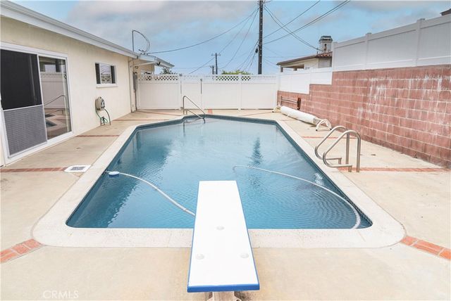3407 Bowfin Avenue, San Pedro, CA 90732