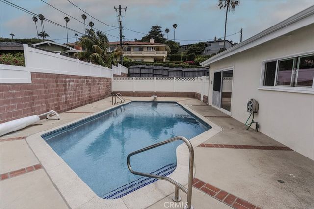 3407 Bowfin Avenue, San Pedro, CA 90732