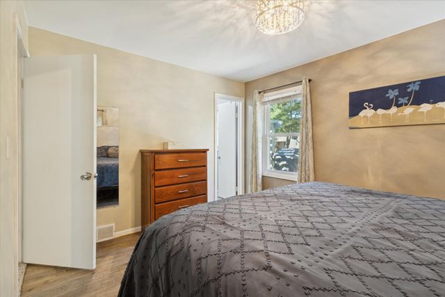 8241 courtland Drive NE, Rockford, MI 49341