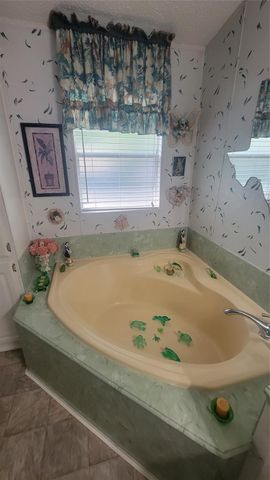 17822 Shaw Circle, Conroe, TX 77302