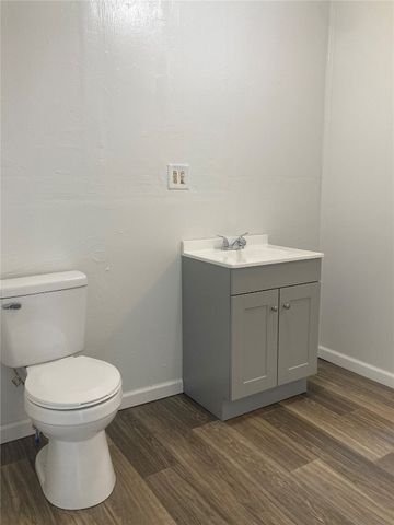 1002 S 8th Avenue, Vinton, IA 52349