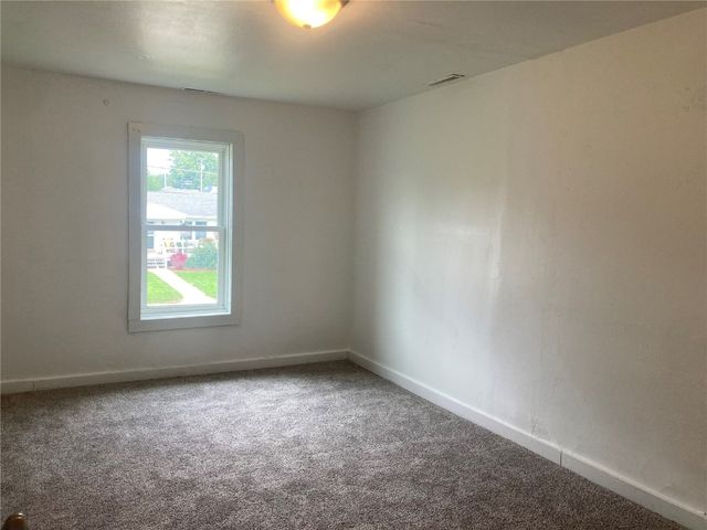 1002 S 8th Avenue, Vinton, IA 52349