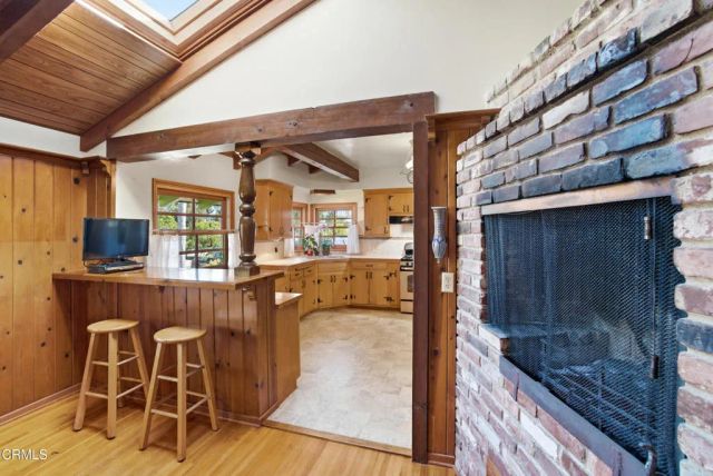 189 Teloma Drive, Ventura, CA 93003