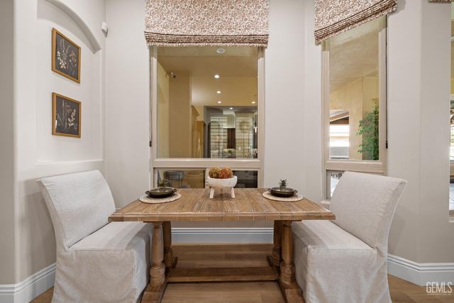 11302 Fulbourne Drive, Bakersfield, CA 93312