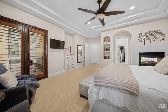 11302 Fulbourne Drive, Bakersfield, CA 93312