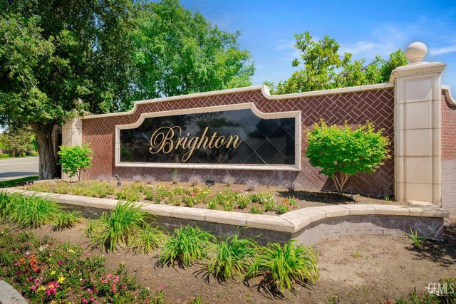 11302 Fulbourne Drive, Bakersfield, CA 93312