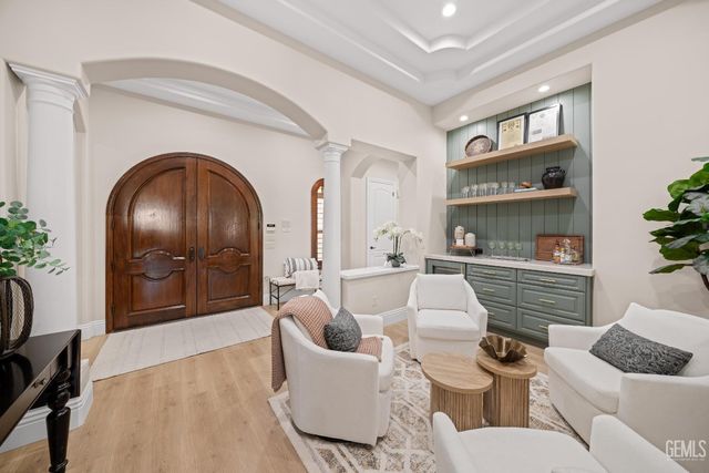 11302 Fulbourne Drive, Bakersfield, CA 93312