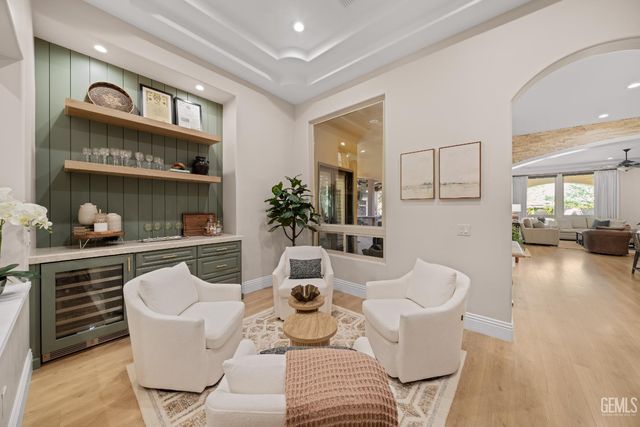 11302 Fulbourne Drive, Bakersfield, CA 93312