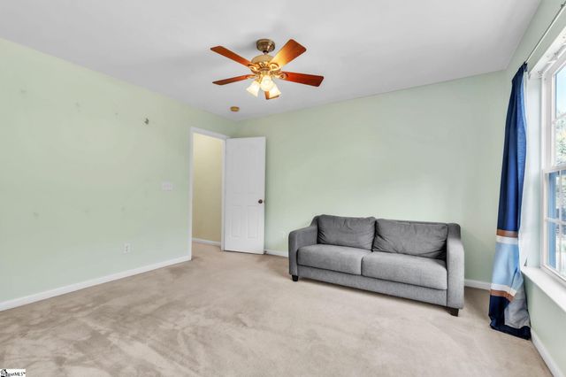 214 Horsepen Way, Simpsonville, SC 29681