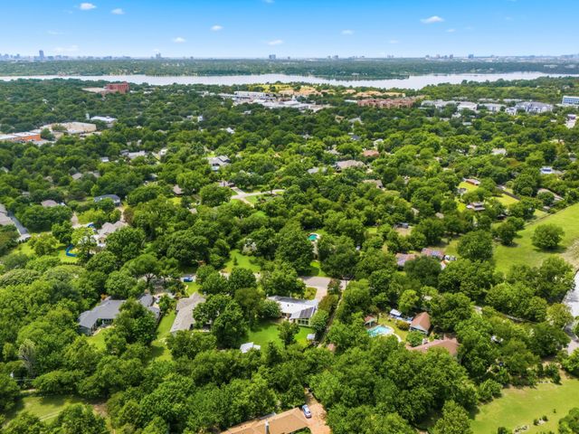 9422 Hermosa Drive, Dallas, TX 75218