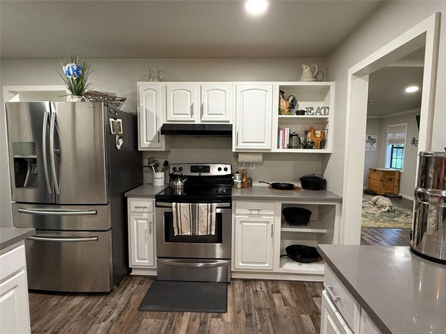 25 Ridge Top Drive, Huntsville, TX 77320