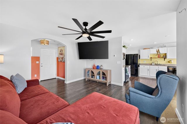 2753 SW Egret Street, Port Orchard, WA 98367