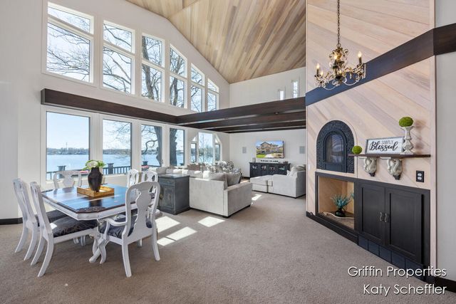 7220 Wilkinson Drive, Rockford, MI 49341