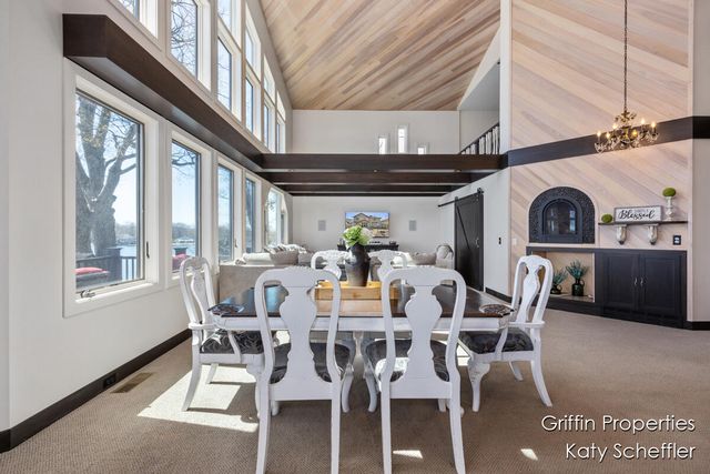 7220 Wilkinson Drive, Rockford, MI 49341