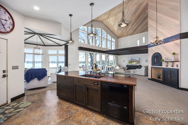 7220 Wilkinson Drive, Rockford, MI 49341