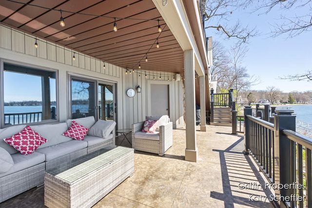 7220 Wilkinson Drive, Rockford, MI 49341