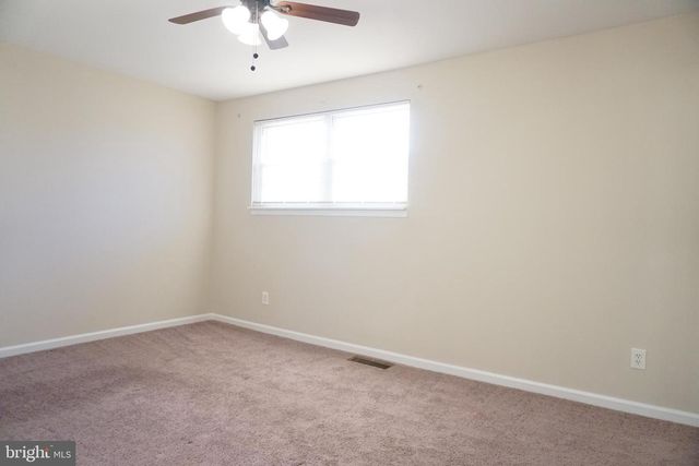 139 EAVES MILL RD, Medford, NJ 08055