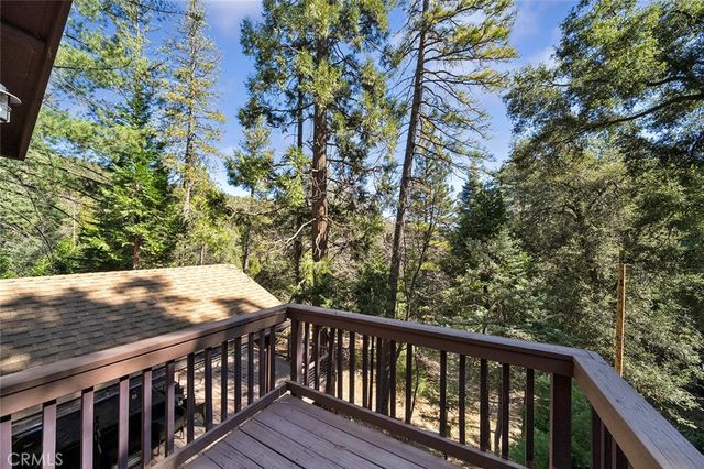 330 Canyon Drive, Cedarpines Park, CA 92322
