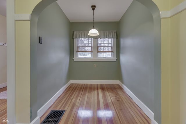 328 N Ridgeview Drive, Indianapolis, IN 46219