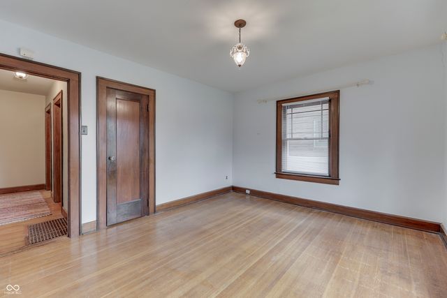 328 N Ridgeview Drive, Indianapolis, IN 46219