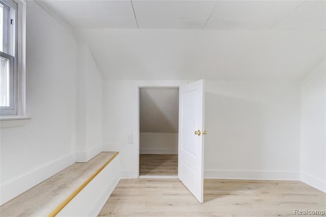 27740 Bohnhoff Street, Roseville, MI 48066