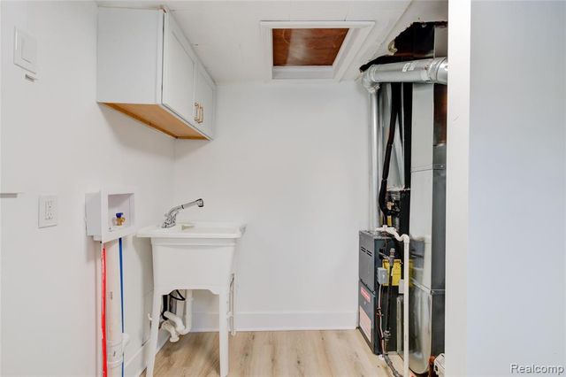 27740 Bohnhoff Street, Roseville, MI 48066