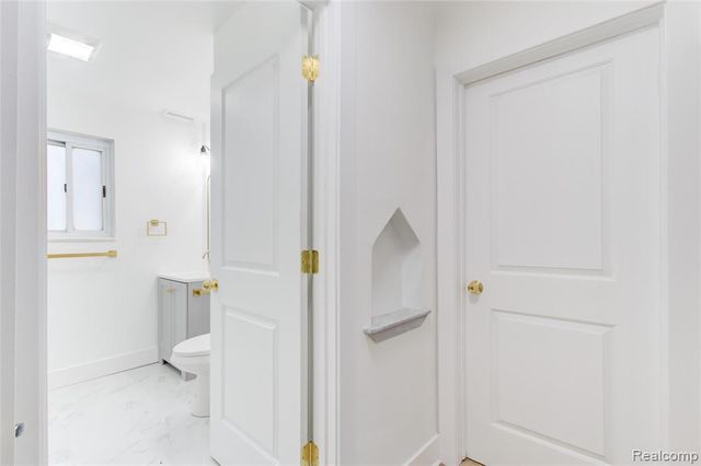 27740 Bohnhoff Street, Roseville, MI 48066