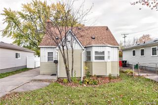 27740 Bohnhoff Street, Roseville, MI 48066
