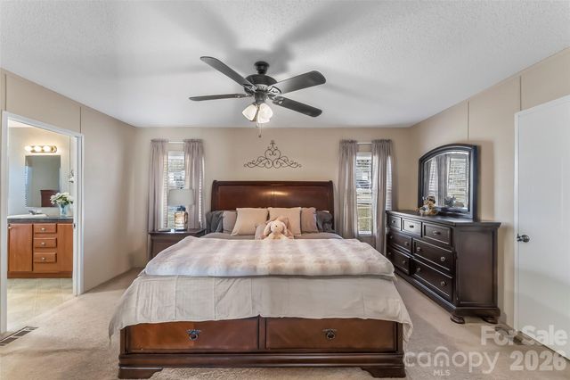 5013 Angelina Drive, Dallas, NC 28034