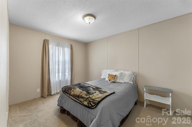 5013 Angelina Drive, Dallas, NC 28034