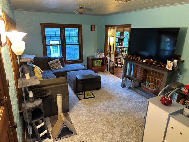 10223 LIBERTY Street Ext, Meadville, PA 16335