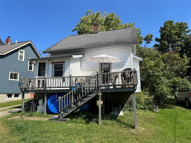 10223 LIBERTY Street Ext, Meadville, PA 16335