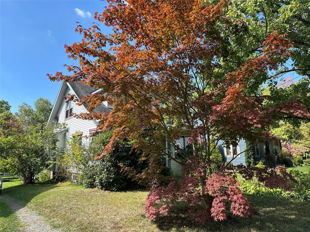 10223 LIBERTY Street Ext, Meadville, PA 16335