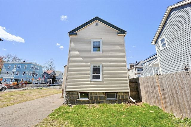 16 Patterson St, Boston, MA 02124