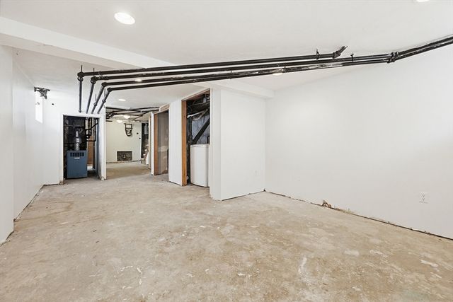 16 Patterson St, Boston, MA 02124