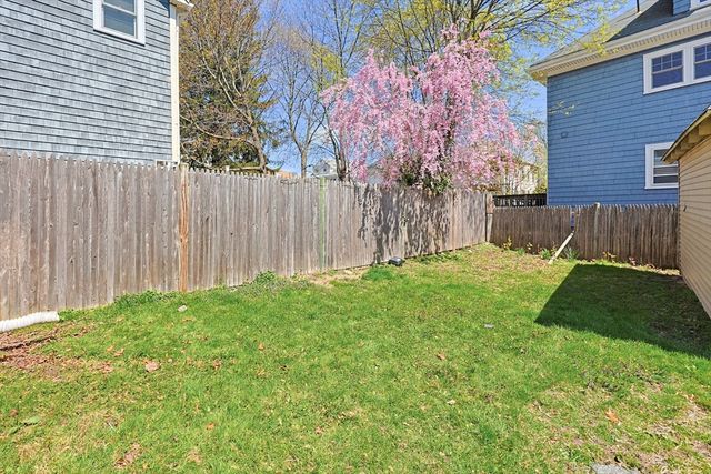 16 Patterson St, Boston, MA 02124