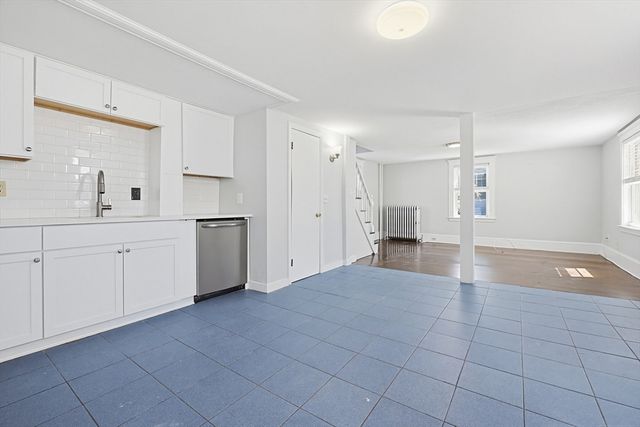 16 Patterson St, Boston, MA 02124