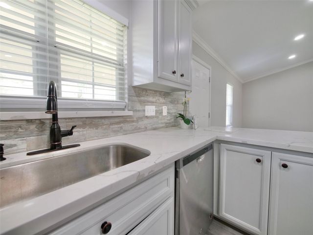 13103 Wilde Glen Lane, Houston, TX 77072