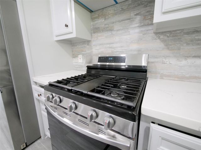 13103 Wilde Glen Lane, Houston, TX 77072