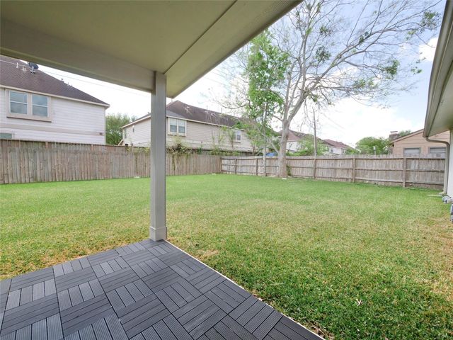 13103 Wilde Glen Lane, Houston, TX 77072