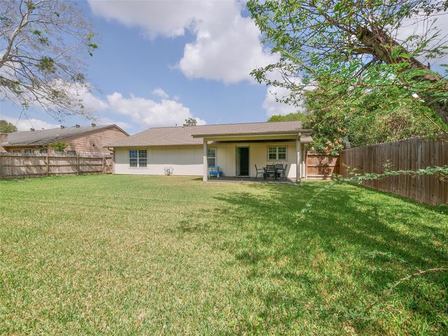 13103 Wilde Glen Lane, Houston, TX 77072