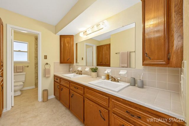 19515 Lockridge Drive, Spring, TX 77373