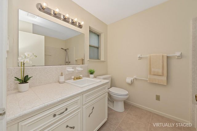 19515 Lockridge Drive, Spring, TX 77373