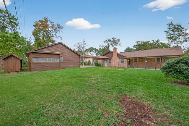 19515 Lockridge Drive, Spring, TX 77373