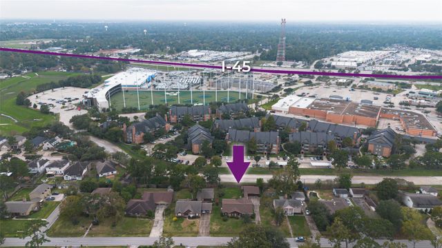 19515 Lockridge Drive, Spring, TX 77373