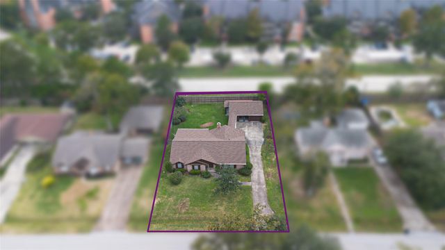 19515 Lockridge Drive, Spring, TX 77373