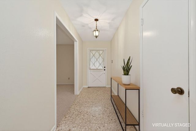 19515 Lockridge Drive, Spring, TX 77373