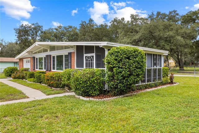 3622 E LAMBRIGHT STREET, Tampa, FL 33610