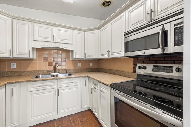 3622 E LAMBRIGHT STREET, Tampa, FL 33610